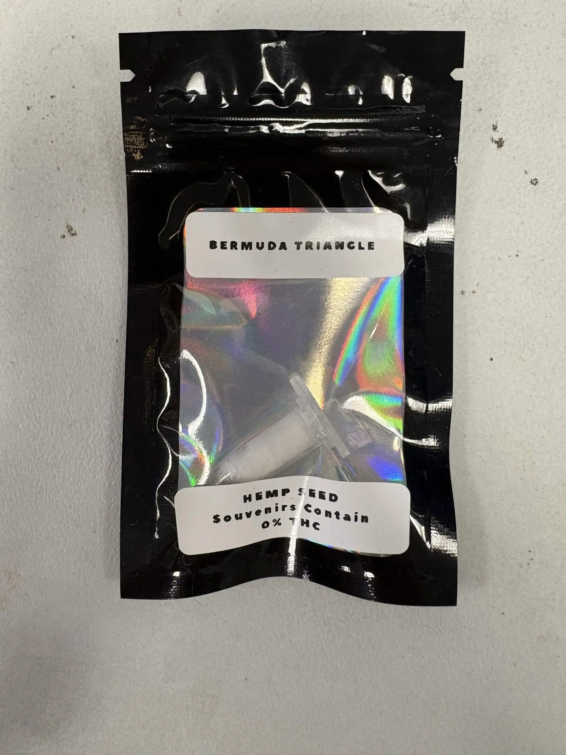 1x Bermuda Triangle | Photo Fem | Bermuda Triangle | Breeder Bonus